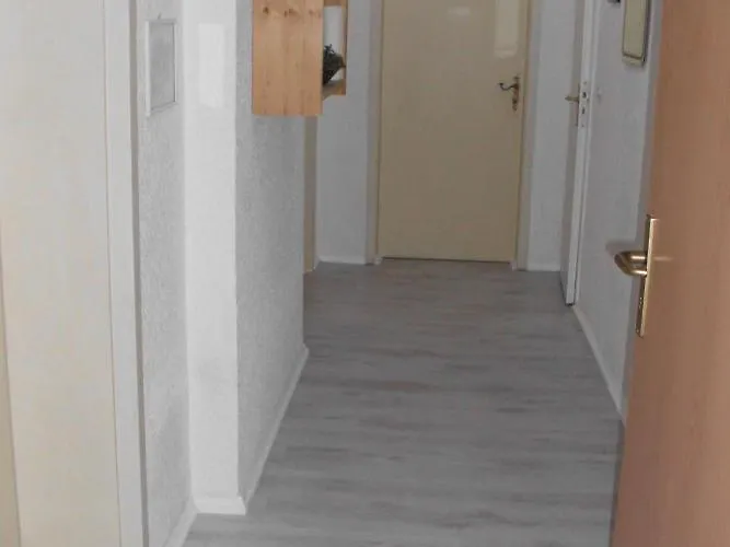 Schoenes Grosses 1 Et Parkplatz Nach Verfuegbarkeit Séjour chez l'habitant *