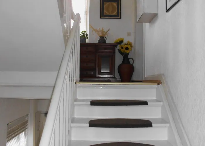 Schoenes Grosses 1 Et Parkplatz Nach Verfuegbarkeit Privat bolig